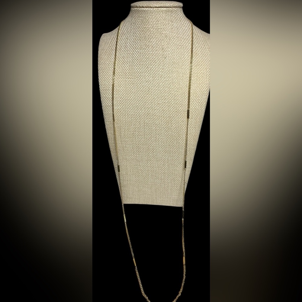 Avon Gold-Tone Necklace - Picture 3 of 4